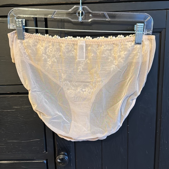 NWOT Wacoal Matching Bra and Panty Set - Picture 7 of 8